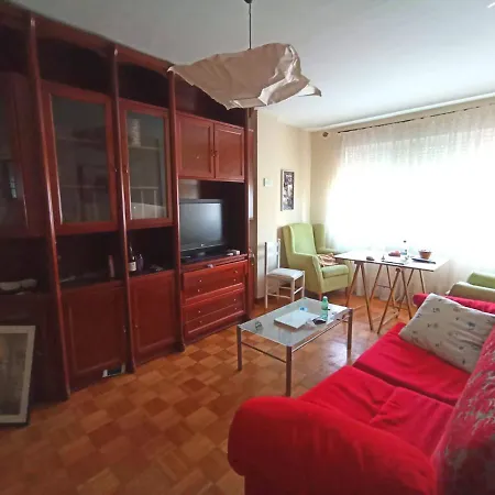 Apartamento Grande Zona Universidad Y Hospital * Leão